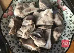 Illustration of how to make papaya and pork ribs soup 4