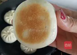 Illustration of how to make ice flower fried buns 9