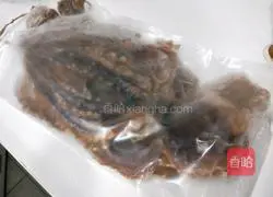 Octopus powder and kudzu Illustration of how to make carrot and pork bone soup 1