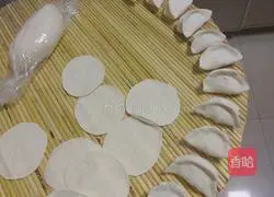 Illustration of how to make a big dumpling with meatballs 2