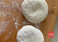 Illustration of how to make colorful flower rolls 3