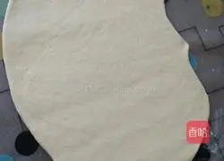 Illustration of how to make scallion pancakes 6