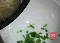 Enoki Mushroom Shredded Pork Soup Recipe Illustration 8