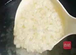 Illustration of how to make glutinous rice balls stuffed with fruit wine 8