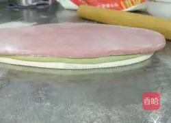 Illustration of how to make three-color steamed buns 3