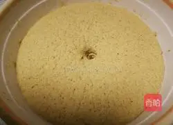Illustration of how to make whole wheat flower rolls 3