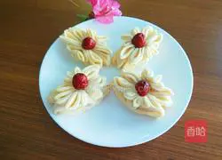 Illustration of how to make chrysanthemum rolls 16