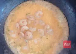 Illustration of how to make shrimp and tofu soup in golden soup 14