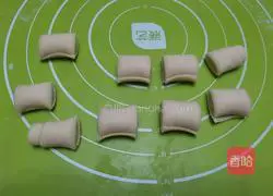 Sesame Crispy Cake Recipe Illustration 8