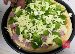 Illustration of how to make bacon pizza (self-purchased crust) 6