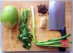 Illustration of how to make stewed mutton powder soup 2