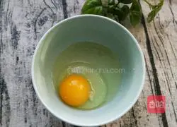 Illustration of how to make egg drop cornmeal soup 3