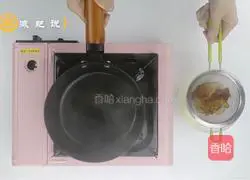Illustration of how to make low-calorie peach gum milk tea 3