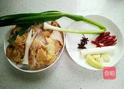 Illustration of how to make beer chicken 1