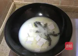 Yellow spicy diced tofu soup recipe 5