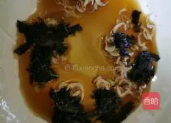 Illustration of how to make sour soup dumplings 4