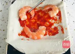 Illustration of how to make egg hand cakes 3