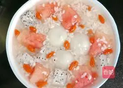 Illustration of how to make glutinous rice balls stuffed with wine and fruit 14