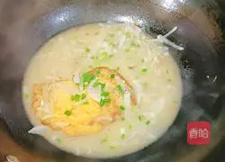 Illustration of how to make shredded radish and egg soup 5