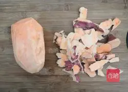 Illustration of making red date and potato soup 2