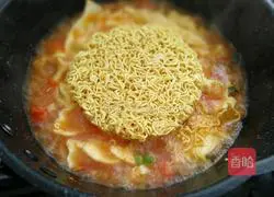 Illustration of how to make tomato and egg noodles 9
