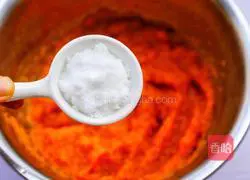 Illustration of how to make pumpkin orange lanterns 6