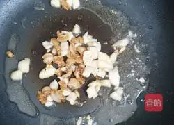 Stir-fried pork with kale stalks Illustration of how to do it 3