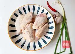 Illustration of how to make steamed chicken wings with garlic vermicelli 1