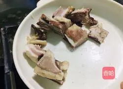 Illustration of how to make lamb chops and radish vermicelli 2