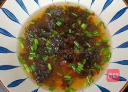 Illustration of how to make carrot and pork wontons 13