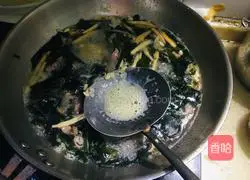 Hot and sour intestine soup recipe 7