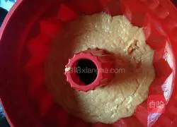 Illustration of how to make three-color hair cake 6