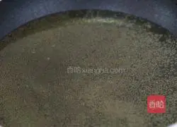 Illustration of how to make spicy beef noodles 6