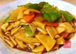 Illustration of making chicken drumsticks in oyster sauce 12