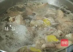 Illustration of how to cook pig's trotters with fermented bean curd 3