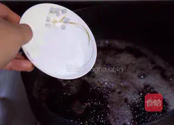 Illustration of how to make scallion oil noodles 6