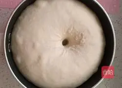 Illustration of how to make shell steamed buns 3