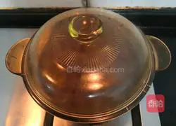 Illustration of how to make red bean and lotus seed soup 8