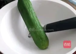 Japanese style Illustration of how to mix cucumber 1