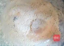 Illustration of how to make cheese shrimp balls 8