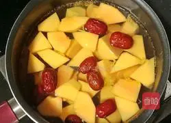 Illustration of how to make papaya, red dates and glutinous rice balls 5
