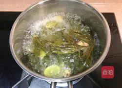 Illustration of how to make ginger moxa leaf soup (removing cold, regulating qi) 7
