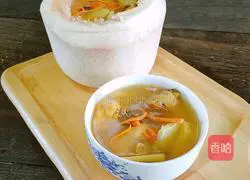 Illustration of how to make bamboo shoots and coconut chicken soup 10