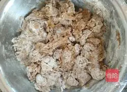 Illustration of how to cut steamed buns with brown sugar knife 5