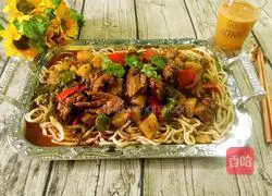 Xinjiang large plate Illustration of how to cook chicken 18