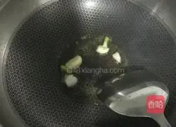 Refreshing lettuce and scallop soup recipe 4