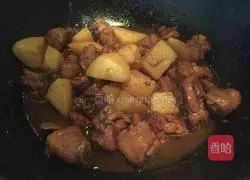 Illustration of how to make potato and chicken legs 5