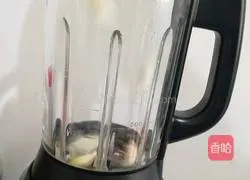 Illustration of how to make Tremella lily and lotus seed drink 2