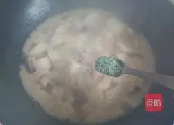 Illustration of how to make mutton and radish soup 10