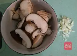 Illustration of how to make mushroom and rapeseed noodles 2